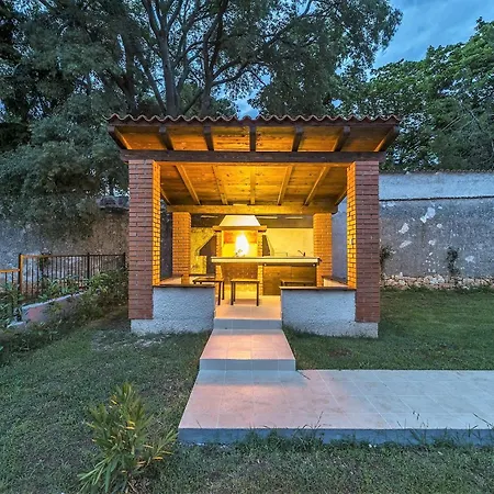 Family Friendly House With A Swimming Pool Visnjan, Istria - Sredisnja Istra - 25128 Nyaraló *